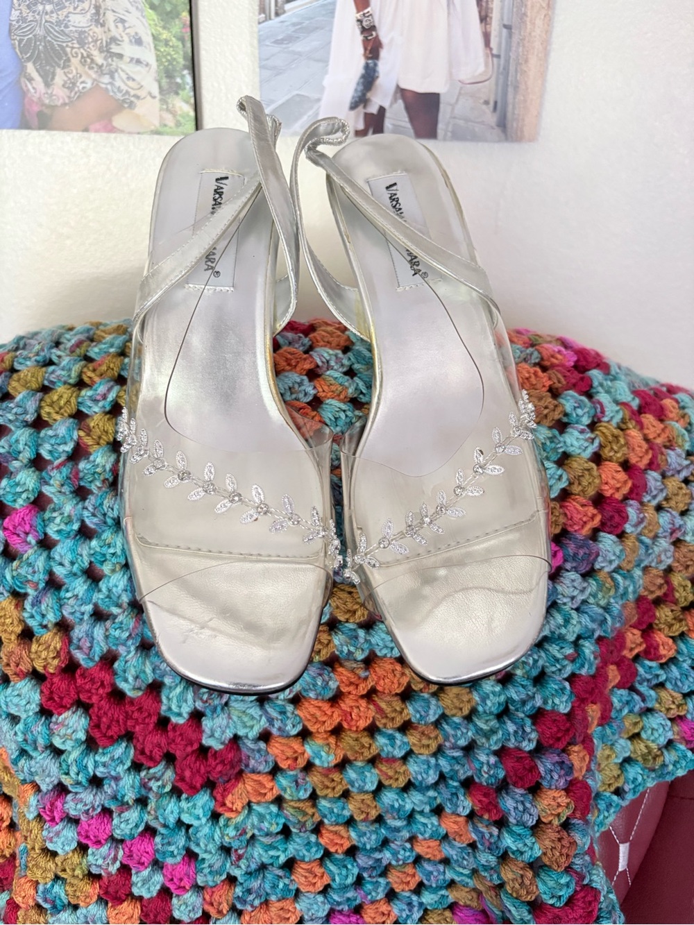 Clear Sandal with Leaf Crystal Embellishment.